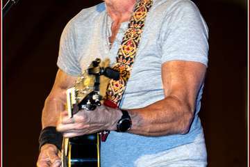 Cuatro cantautores animan la noche del viernes en La Garita/TA e Ildefonso Rodríguez.
